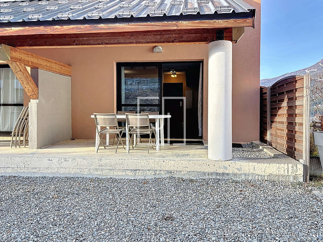 Appartement à JAUSIERS