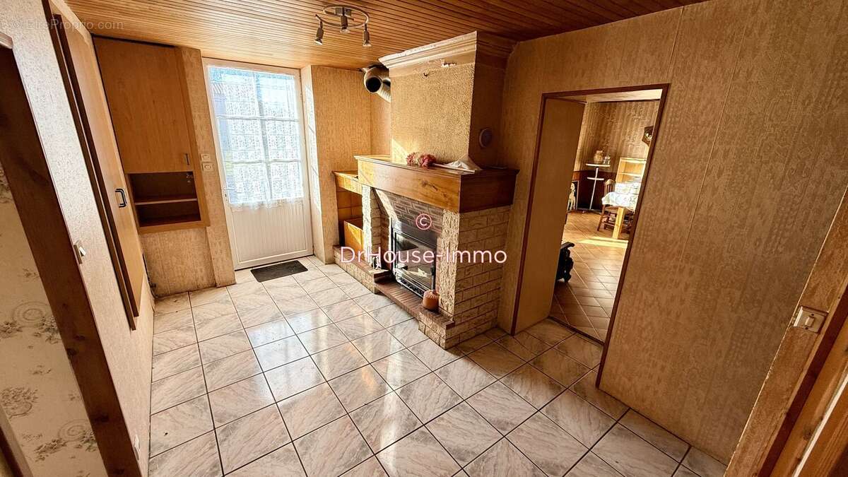 Maison à SAINT-HILAIRE-LA-PALUD