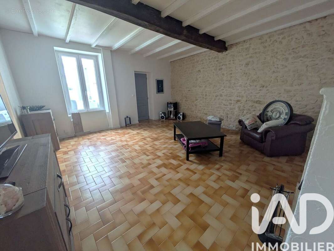 Photo 8 - Maison à TONNAY-CHARENTE