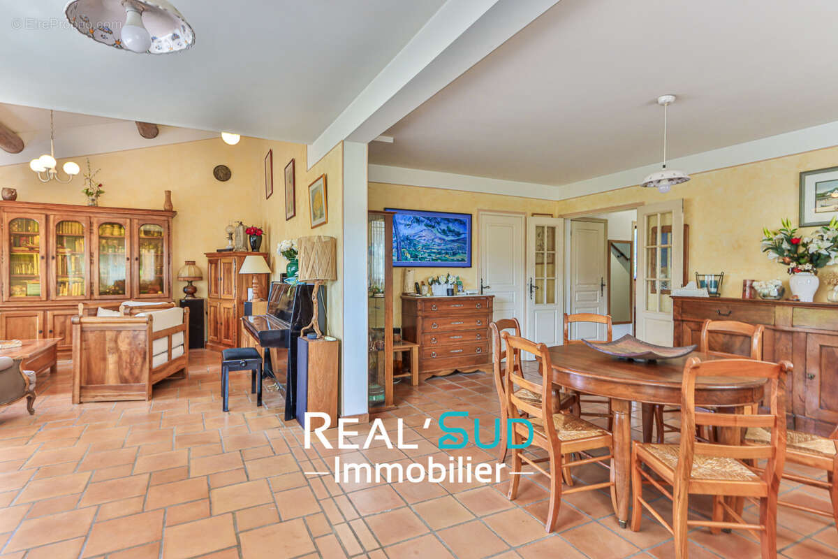 Maison à MARSEILLE-9E