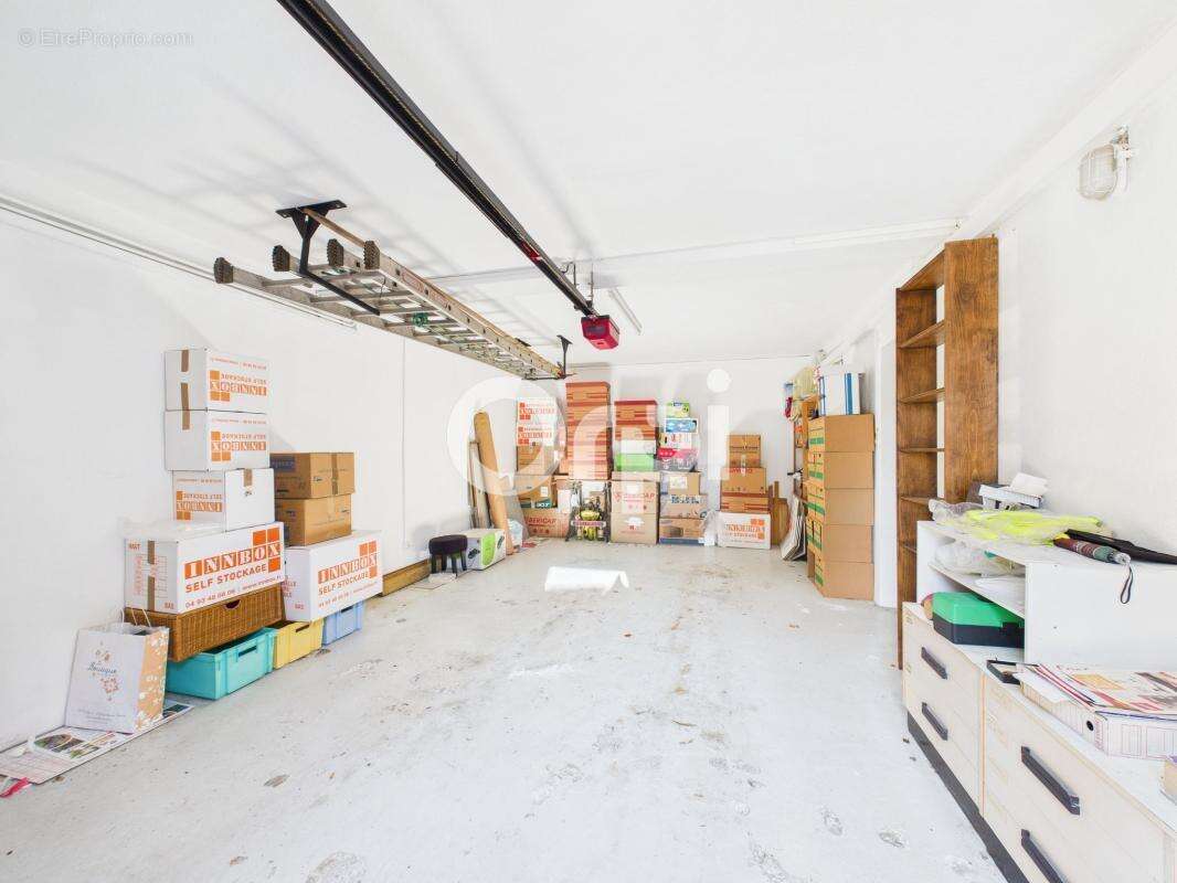 Maison à MANDELIEU-LA-NAPOULE