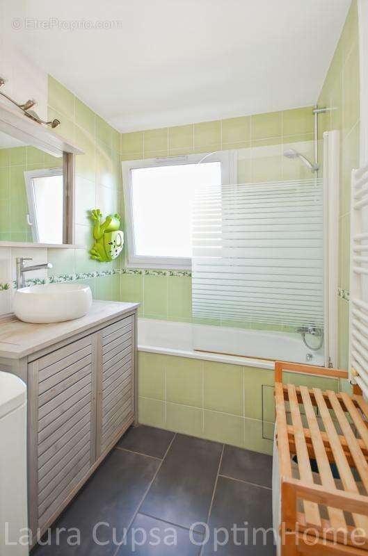 Sceaux - 8 min rer - 3/4 p - 65,67 m² - balcon - dernier etage - cave - parking libre dans residence fermee - photo 14