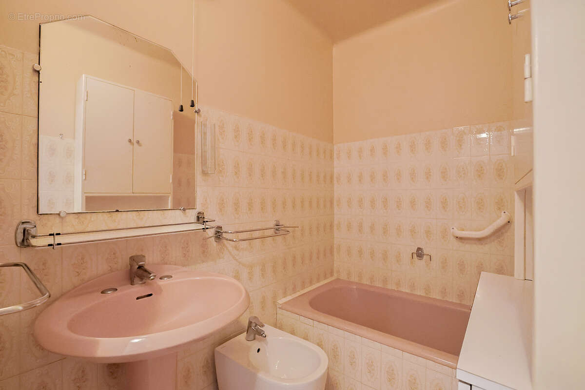 Appartement à HYERES