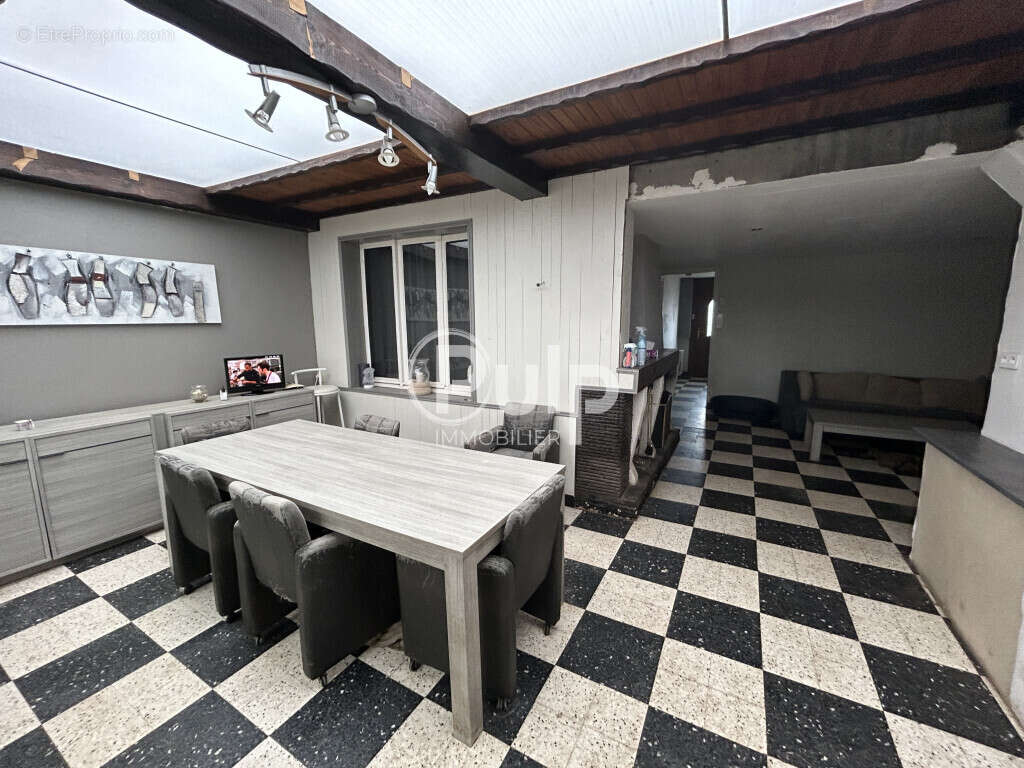 Plain pied 3 chambres avec garage - photo 2