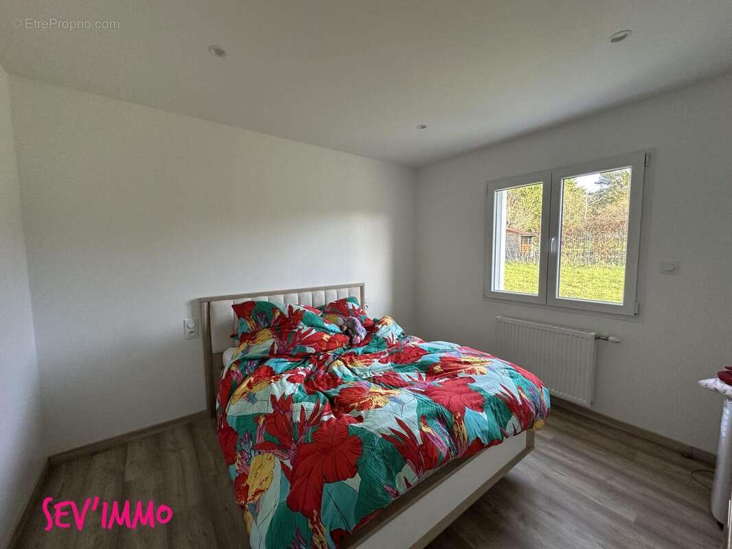 Maison à SAINT-GERMAIN-DES-FOSSES