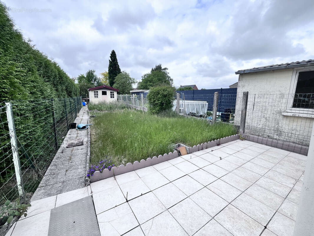 Maison à SAINT-JANS-CAPPEL