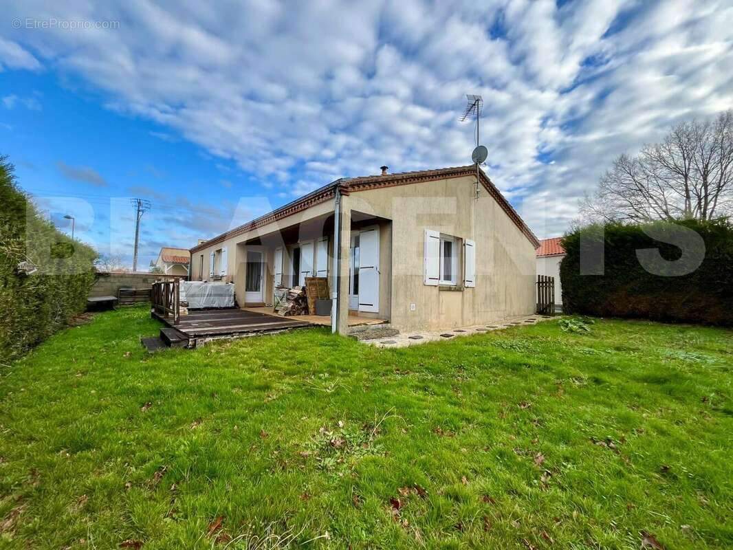 IMG-20251215-WA0039 - Maison à LA POMMERAIE-SUR-SEVRE