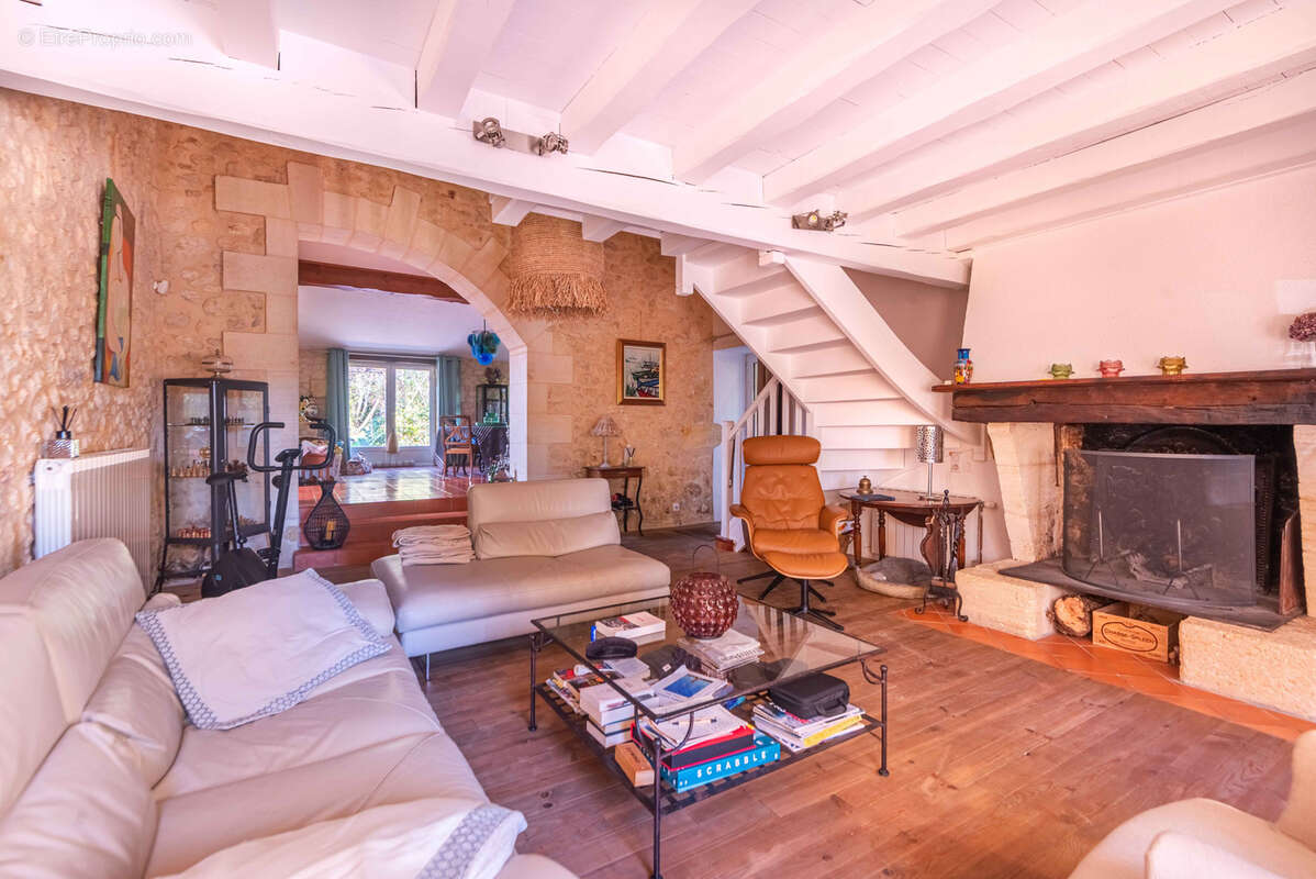 Maison à LIGNAN-DE-BORDEAUX