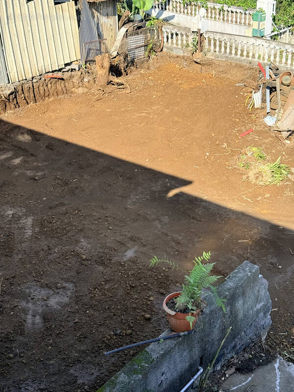 Terrain à SAINT-PAUL