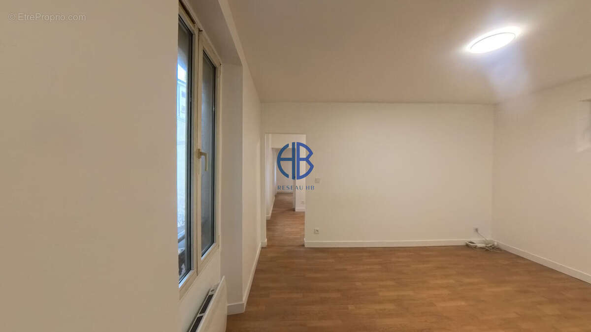 Appartement à AUBERVILLIERS