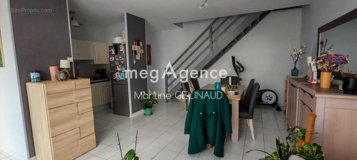 Appartement à SAINTES