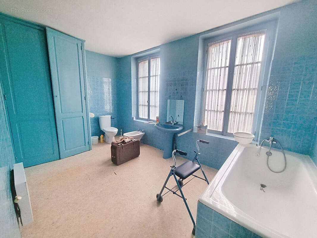 Maison à AMFREVILLE