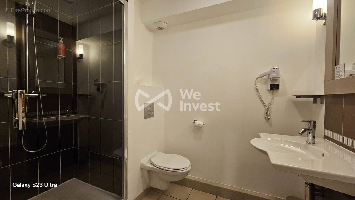 salle de douche wc - Appartement à MARSEILLE-8E