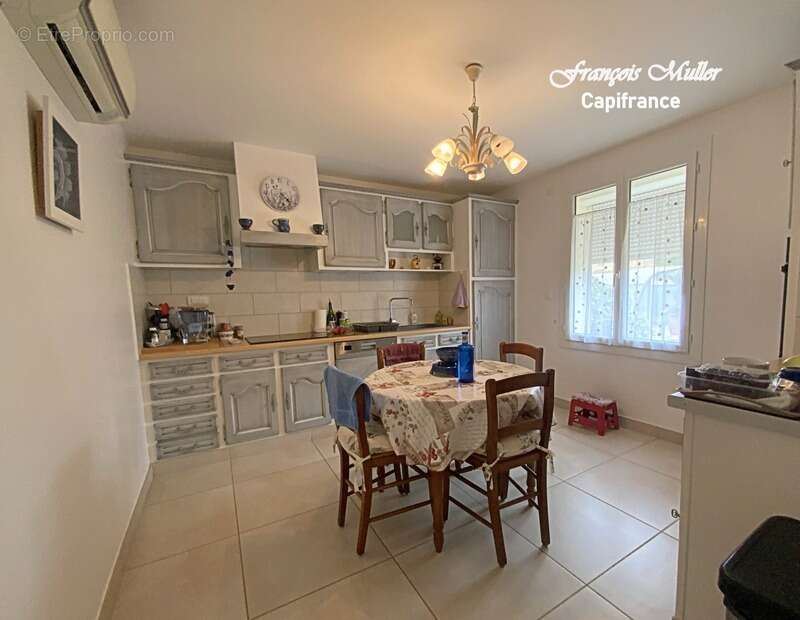 Appartement T4 96 m2 avec jardin au rez-de-chaussée d'une villa - photo 11
