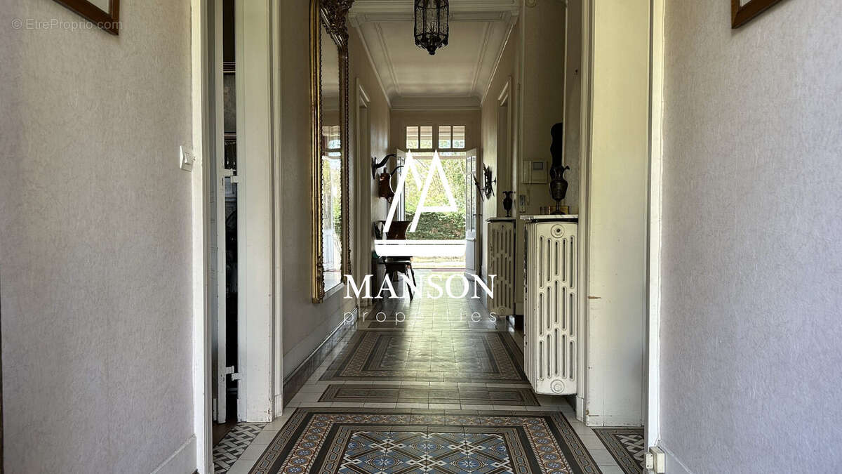 Maison à LE BOUSCAT