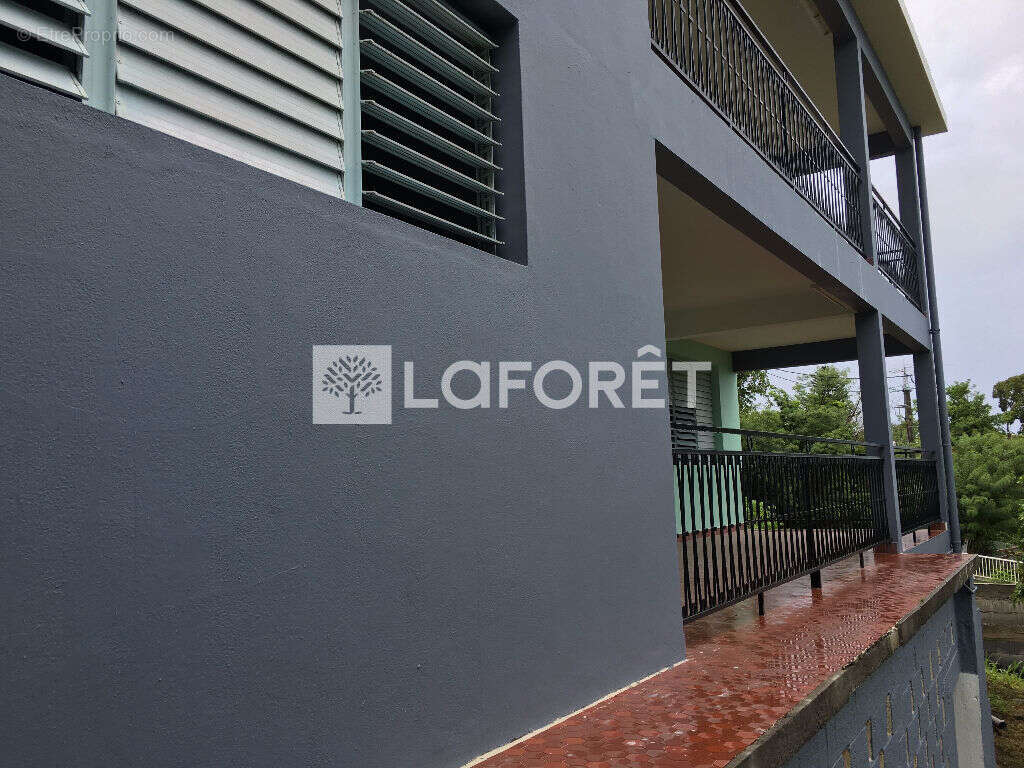 Appartement T3 - Morne vert- Vue mer et vue montagne - photo 5