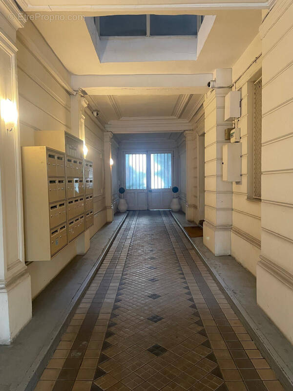 Appartement à PARIS-12E