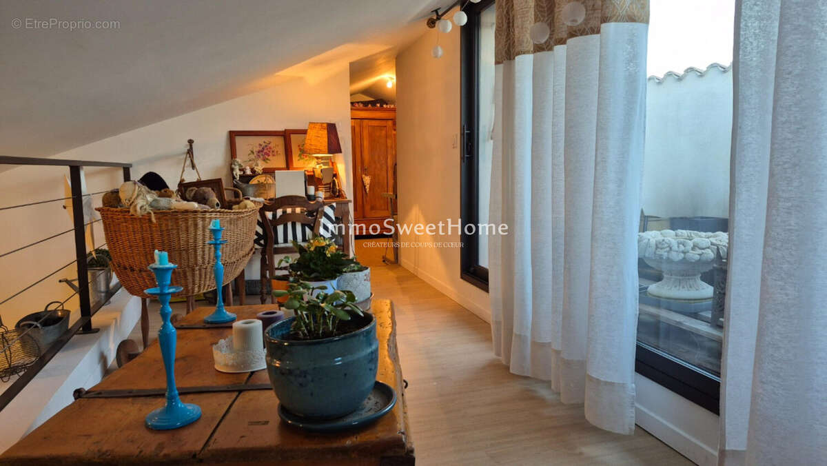 Appartement à MIRABEL-AUX-BARONNIES