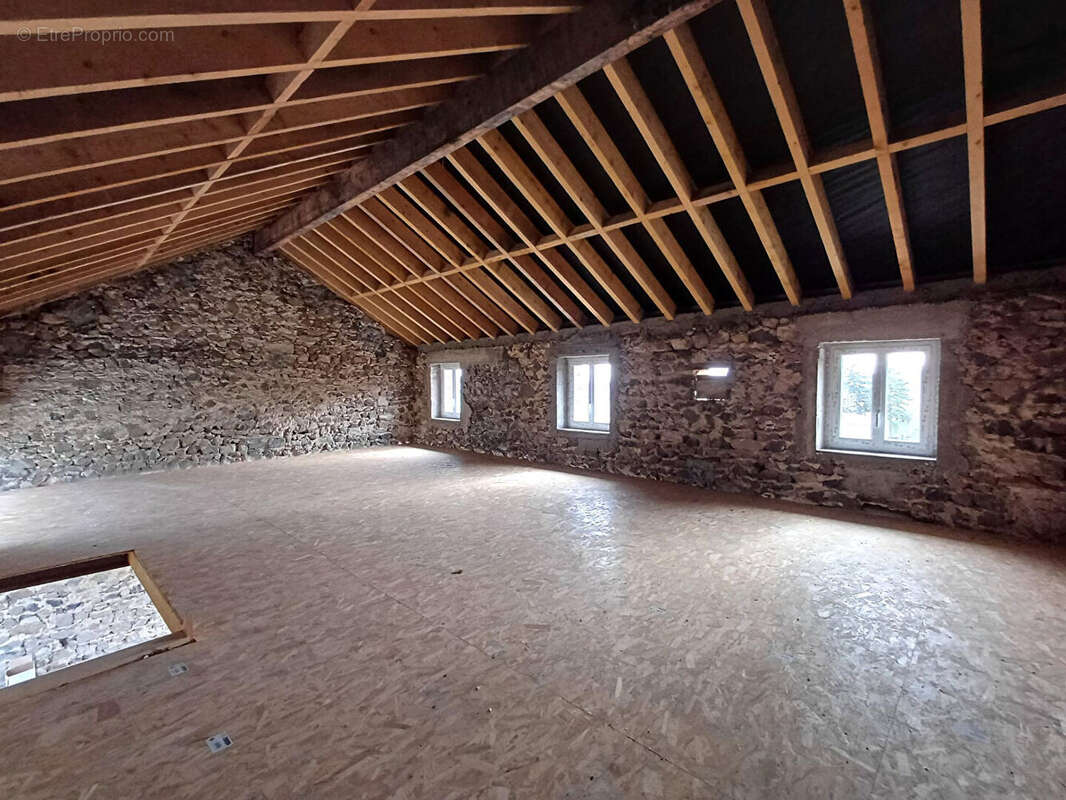 Maison à OLLOIX