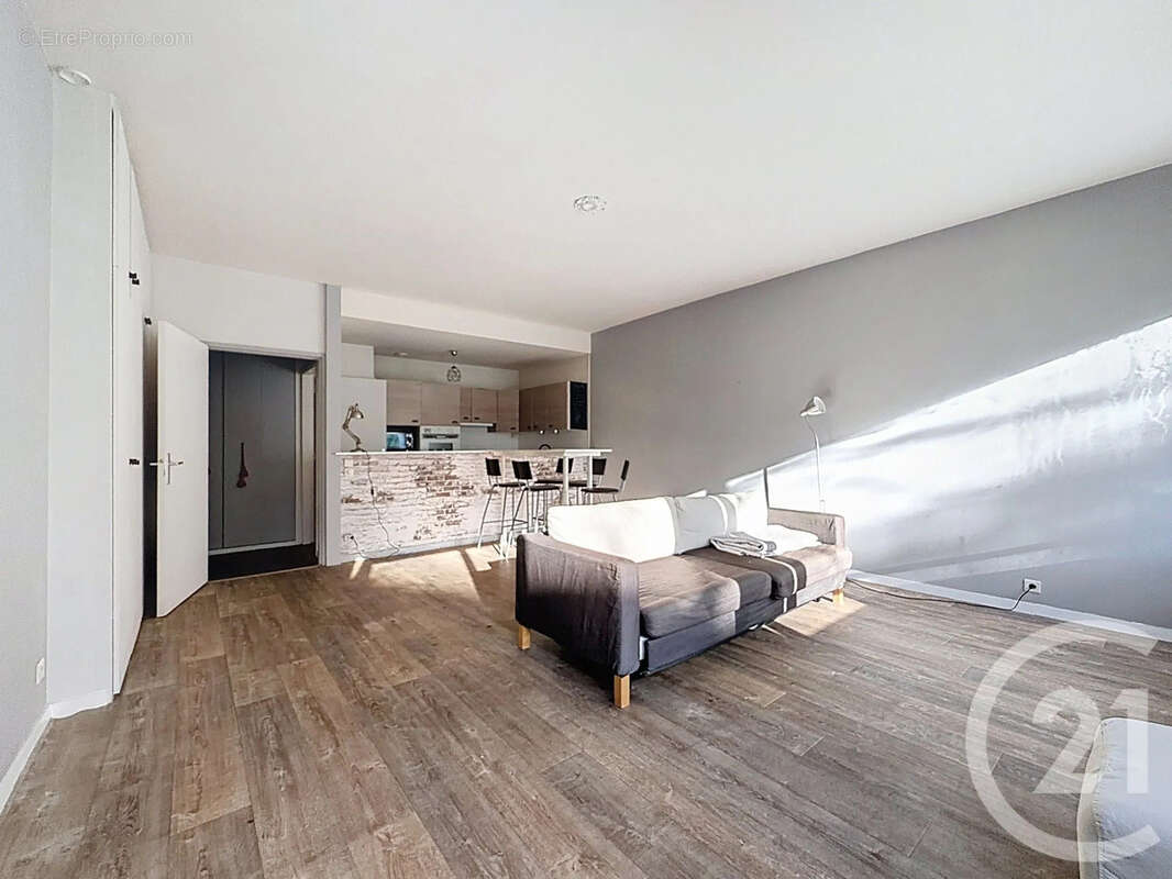 Appartement à BORDEAUX