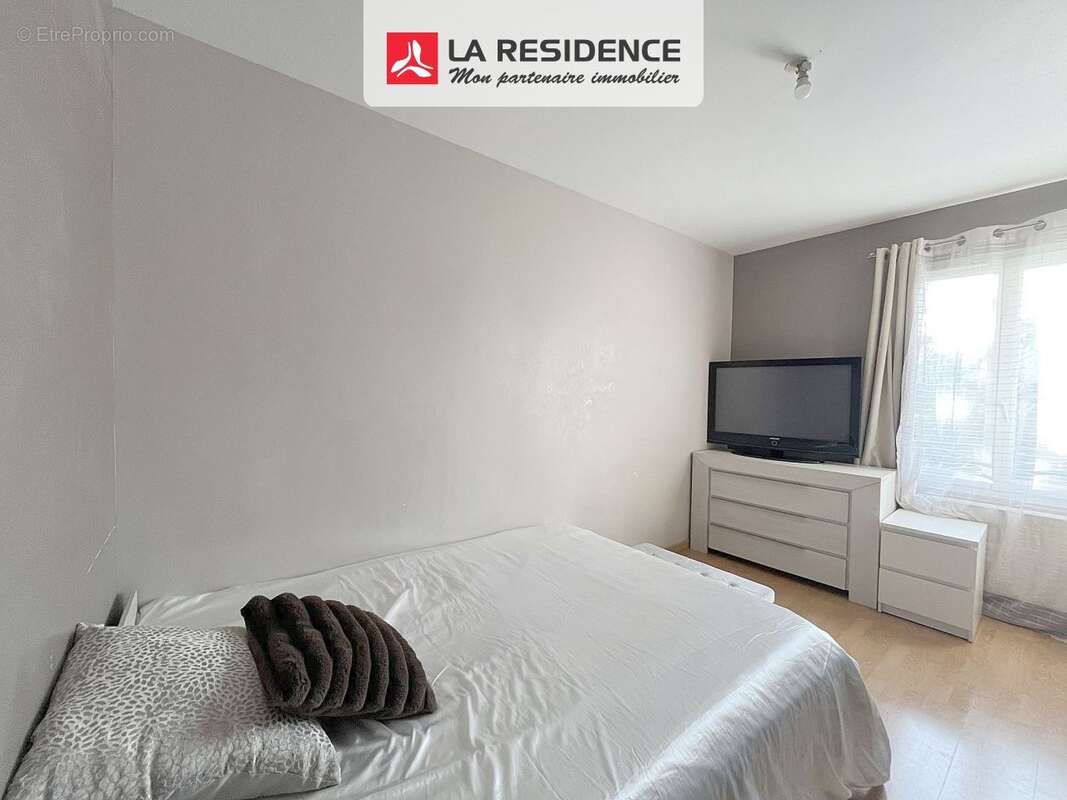 Maison à SAINT-OUEN-L'AUMONE