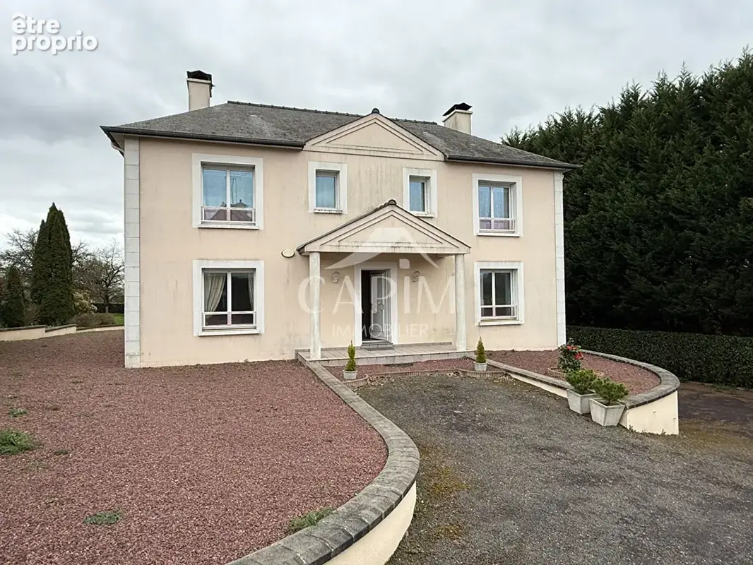 Maison d'architecte Fougeres - 7 Pièces - 5 Ch. - Sous-sol  - Jardin - photo 17