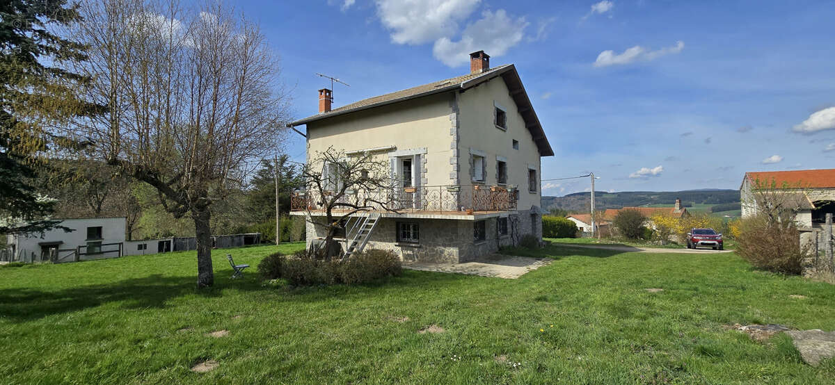 Maison à DUNIERES