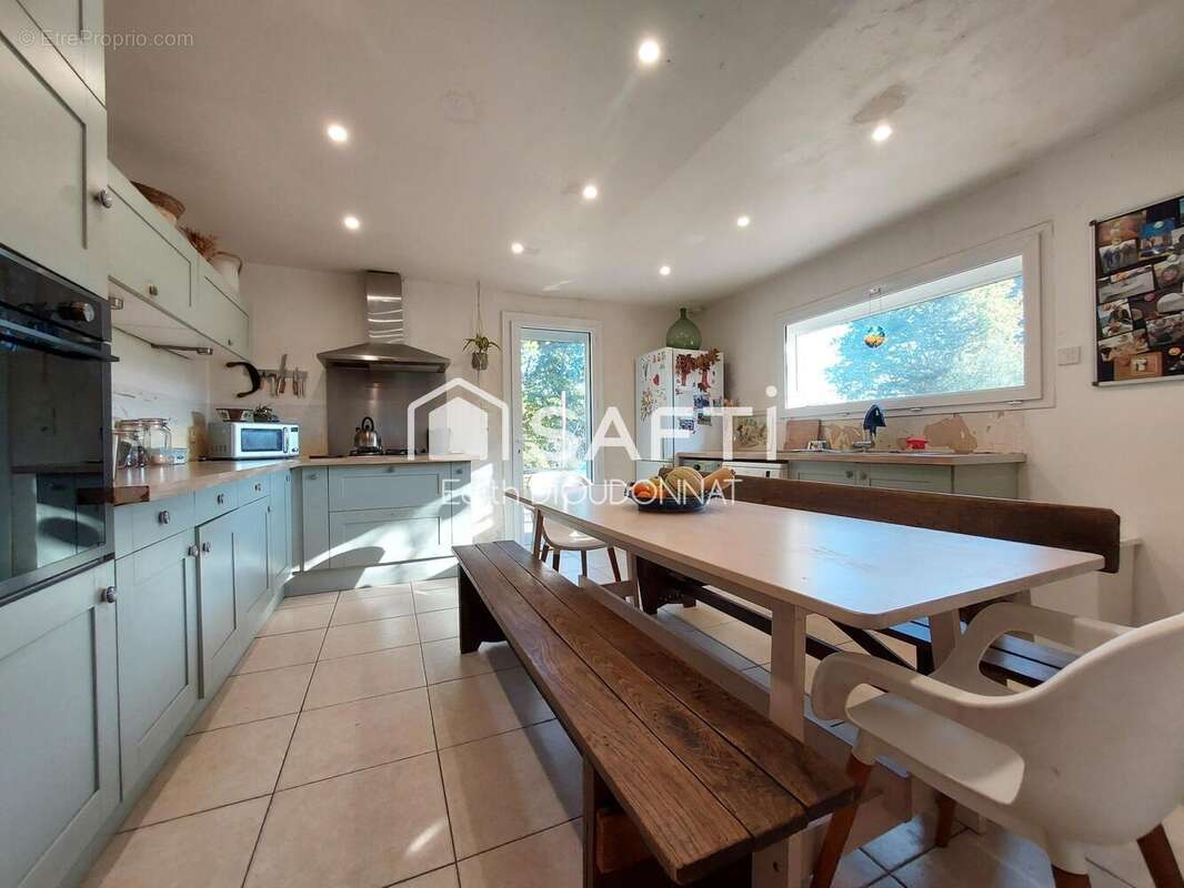 Photo 3 - Maison à MOUTIERS-LES-MAUXFAITS