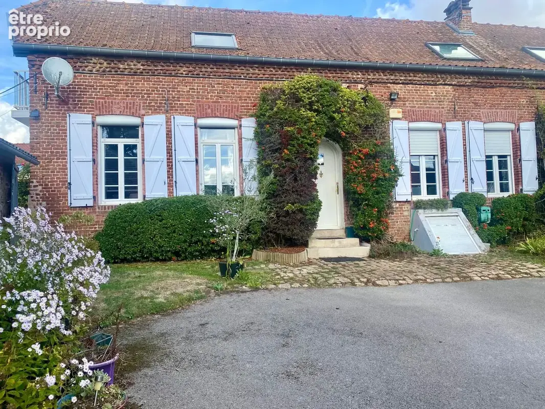 Ancien corps de ferme avec longère et petite dépendance, hangar, garage. - photo 19