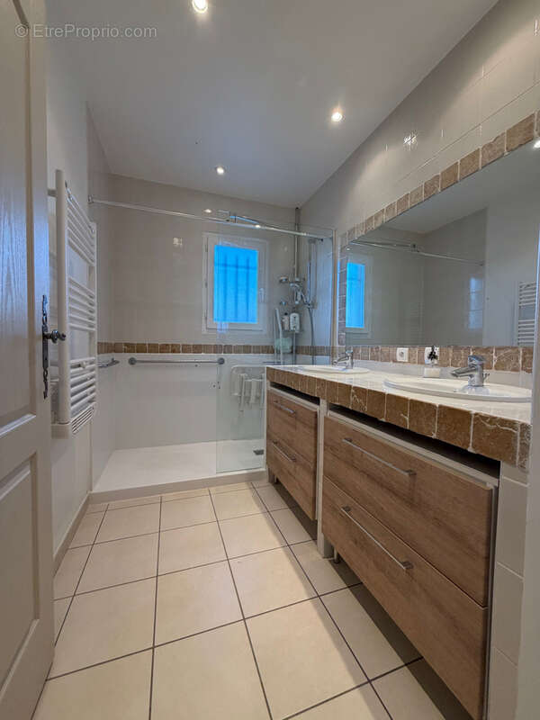 Maison à JONQUIERES