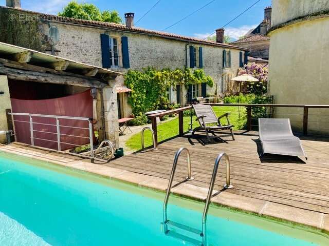 Maison à MAZERAY