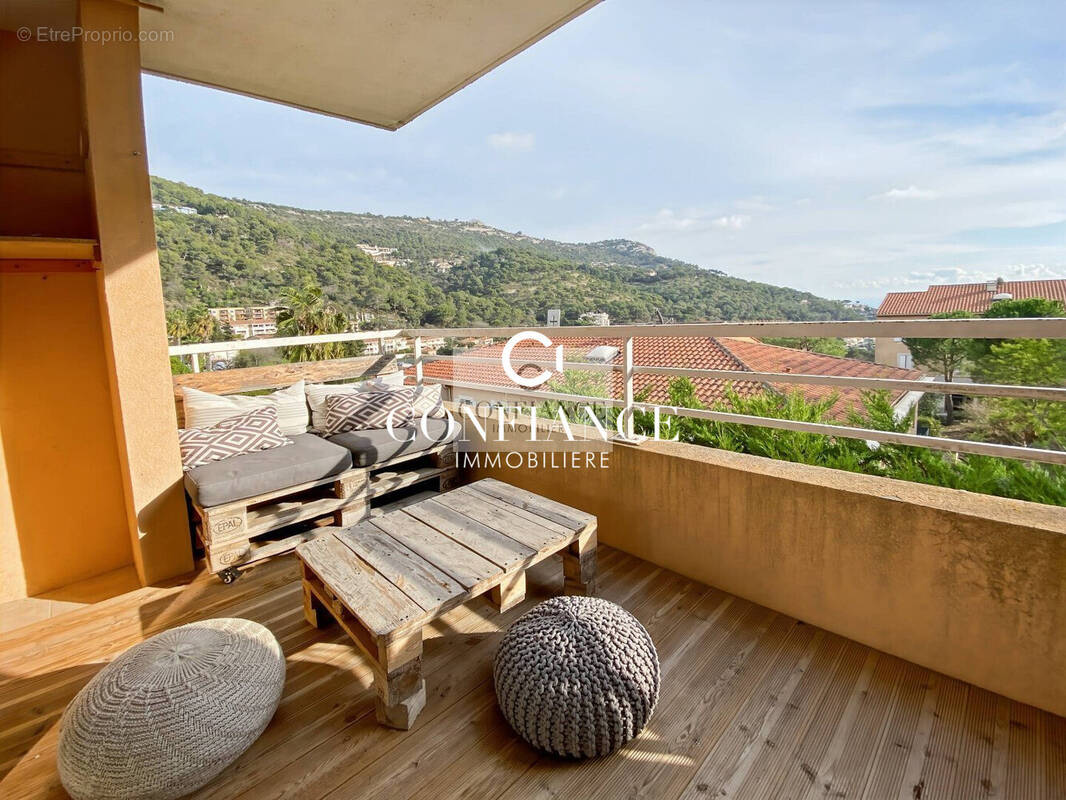 Appartement à EZE