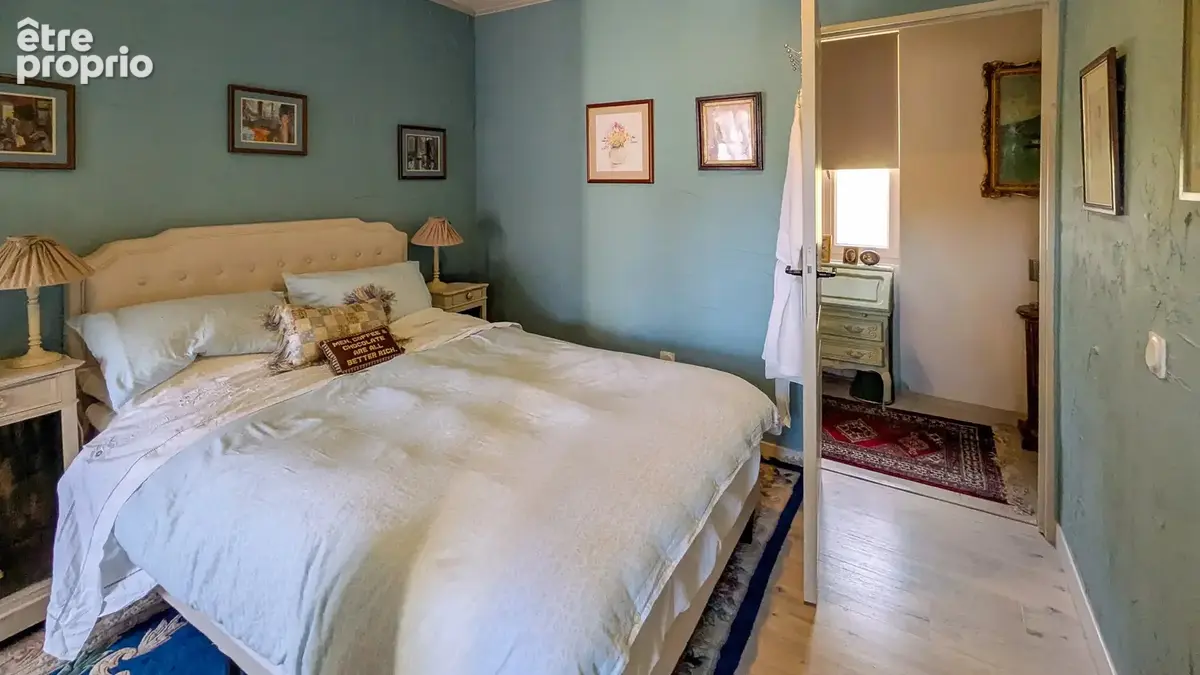 Maison de village rénovée - trois chambres et trois salle d'eau avec jardin et garage - photo 10