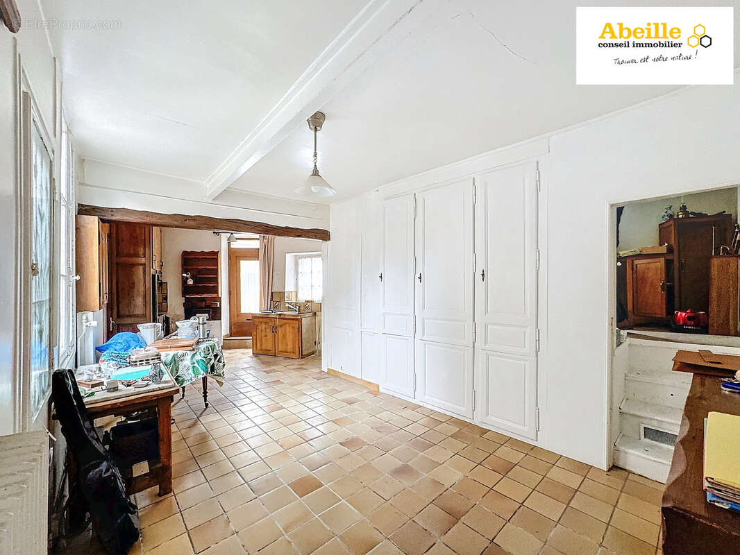 Maison ancienne de 94 m2 hab sur 156 m2 de terrain. - photo 5