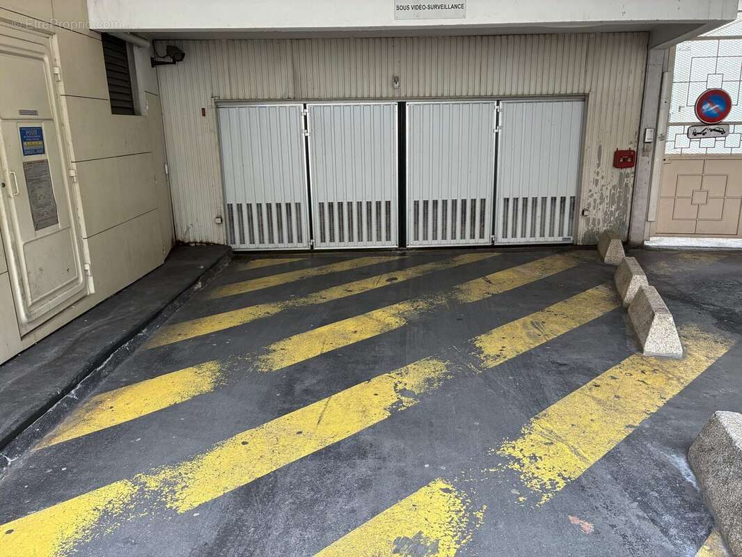 Parking à LEVALLOIS-PERRET