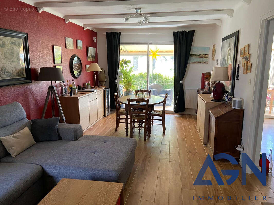 Maison 110 m² à Agde  - photo 7
