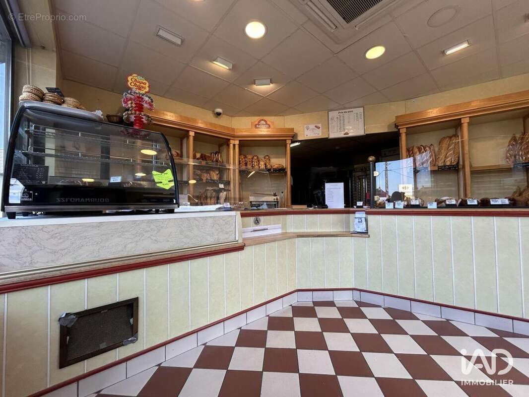 Photo 2 - Commerce à TERVILLE