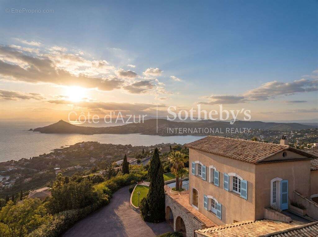 Maison à SAINT-RAPHAEL