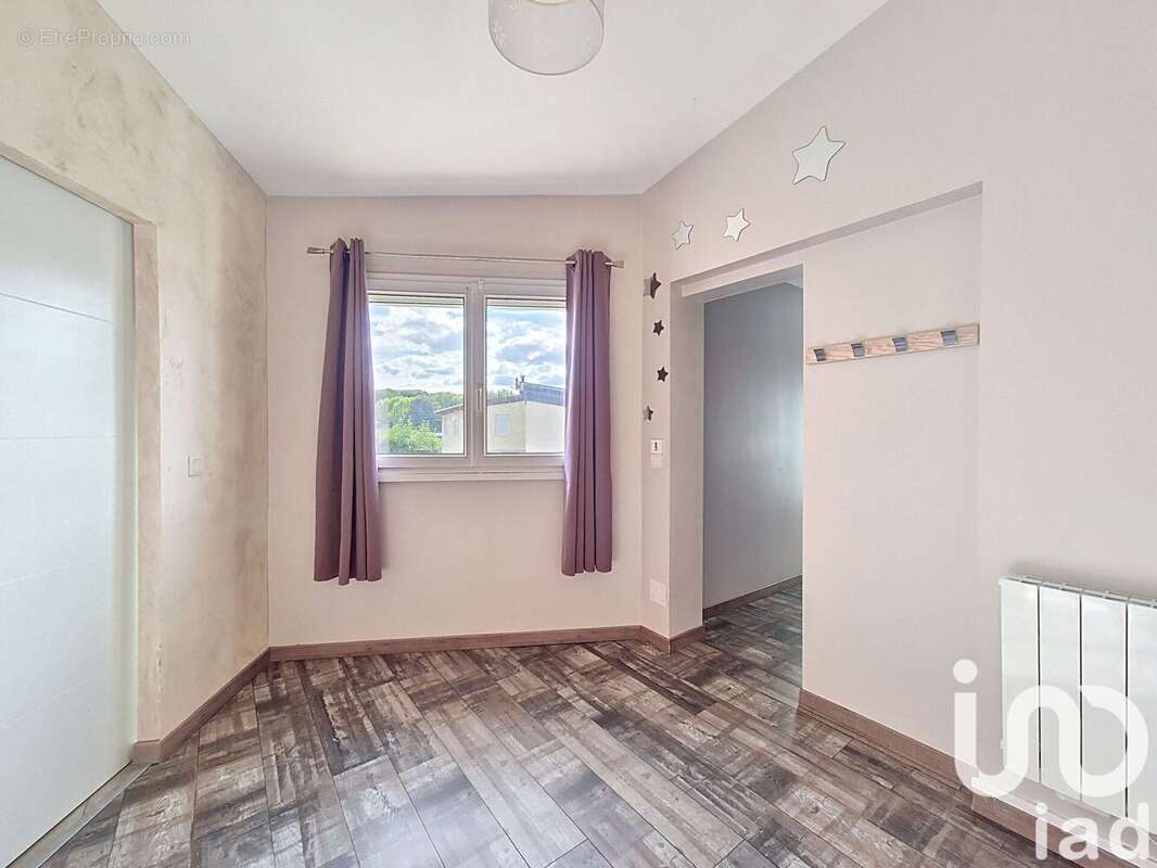 Photo 8 - Maison à VILLIERS-LE-BACLE