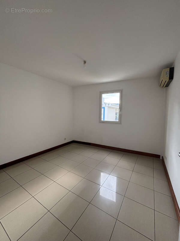 Appartement à SAINT-DENIS