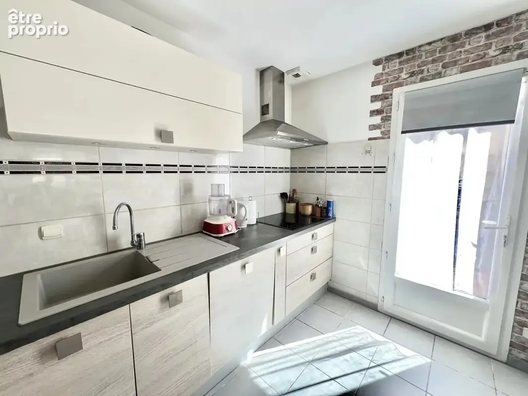 Villa de 100 m² sur 395 m² de terrain - photo 3
