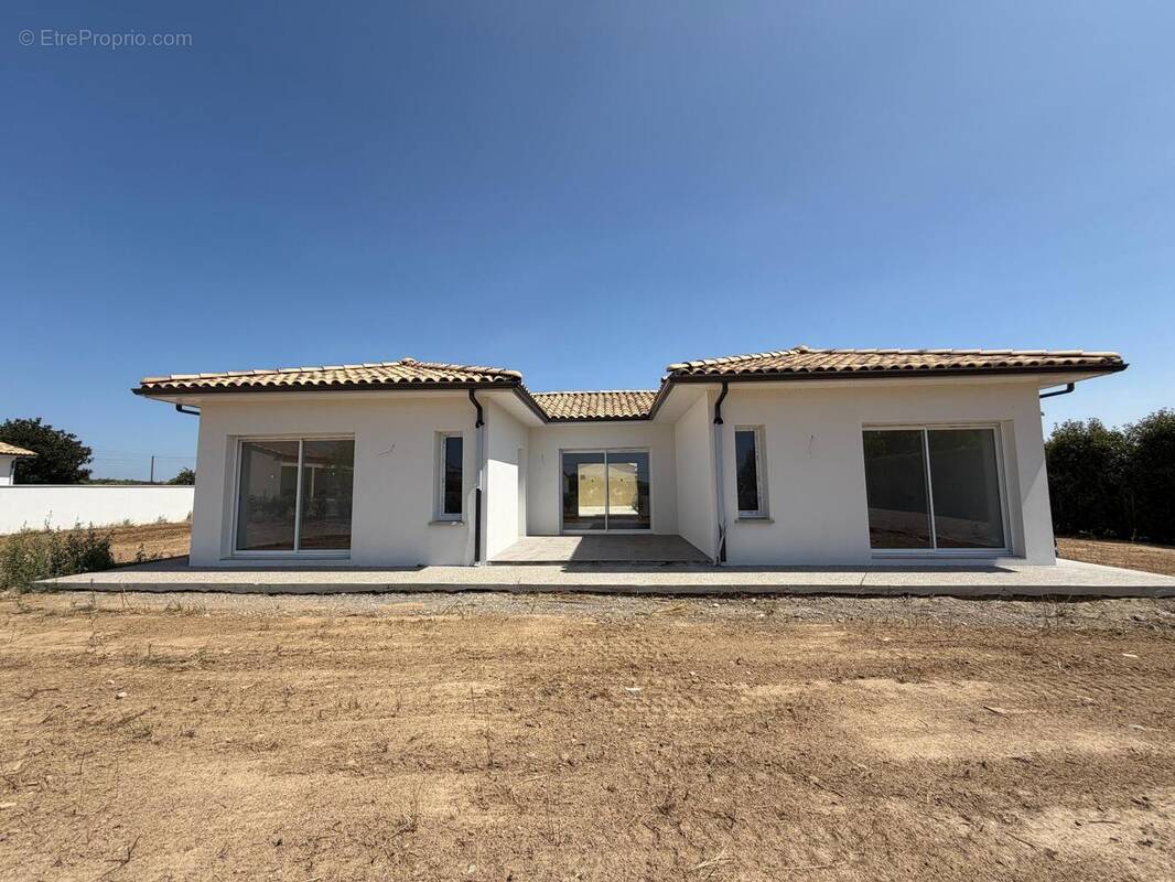 Photo 1 - Maison à SAINT-MARTIN-PETIT