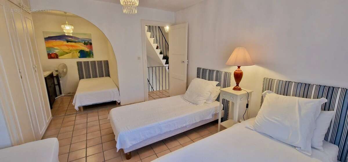 Maison à NEZIGNAN-L&#039;EVEQUE