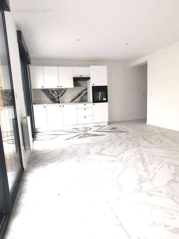 Photo 2 - Appartement à BEZONS