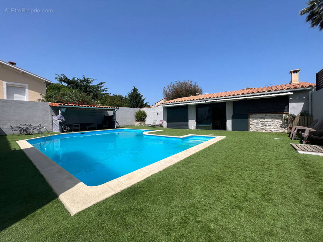 Maison à VILLELONGUE-DE-LA-SALANQUE