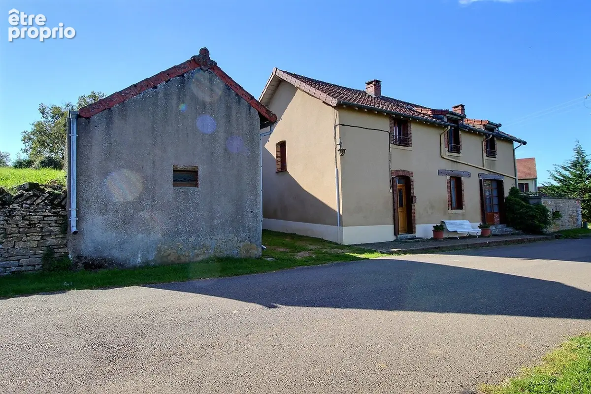 Maison à SAINT-MARTIN-DU-TARTRE