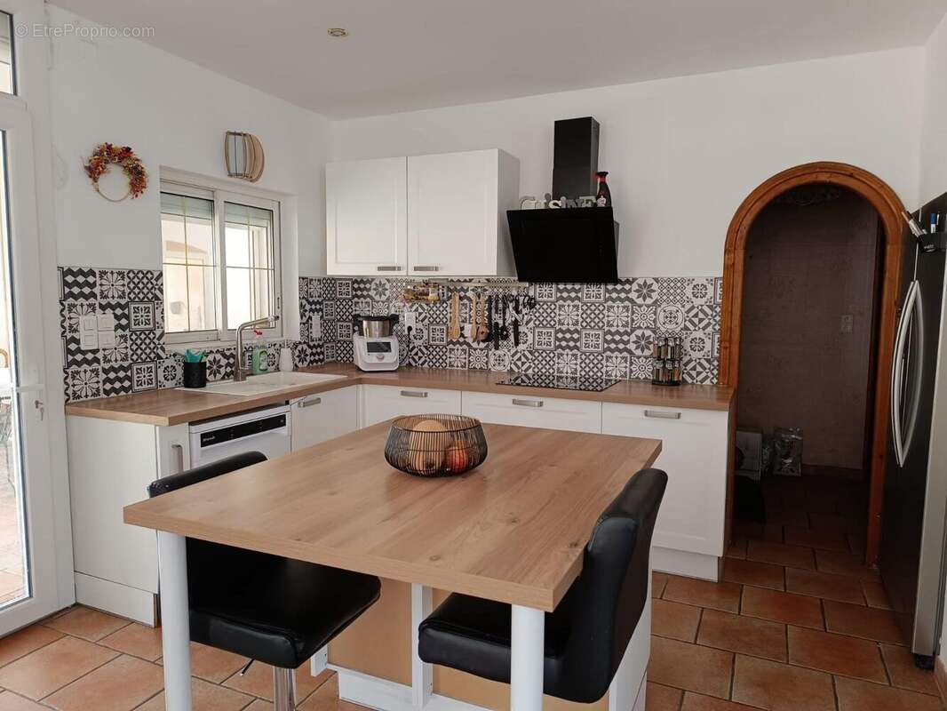 Maison à LATOUR-DE-FRANCE