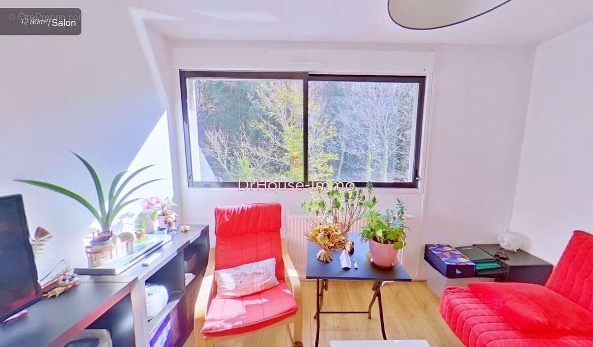Appartement 78 m² à Saint-Etienne  - photo 52