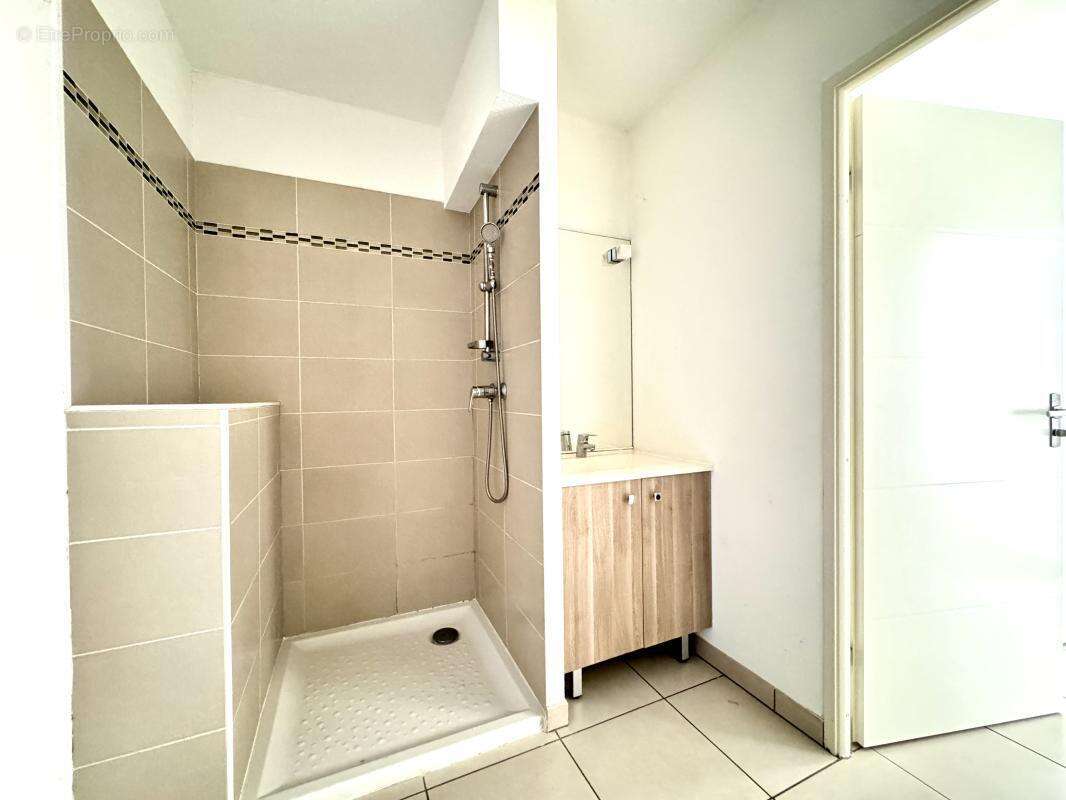 Appartement à VILLENAVE-D'ORNON