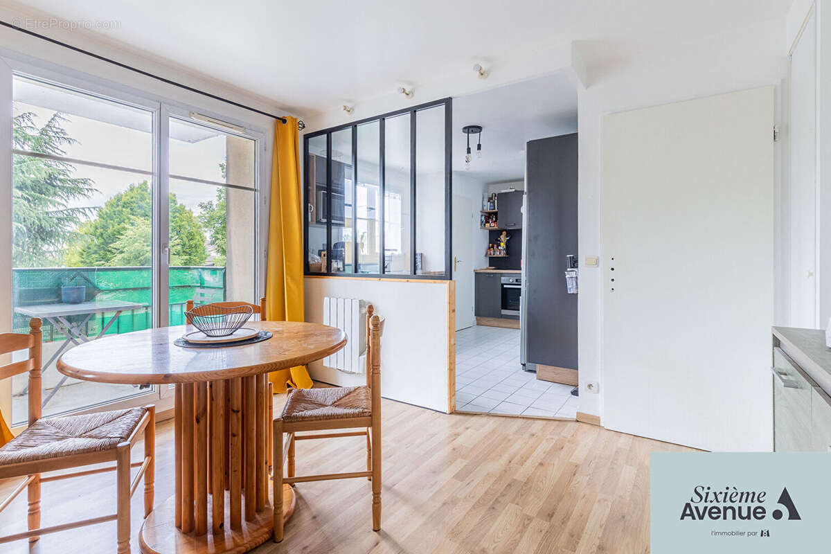 Appartement à MORANGIS